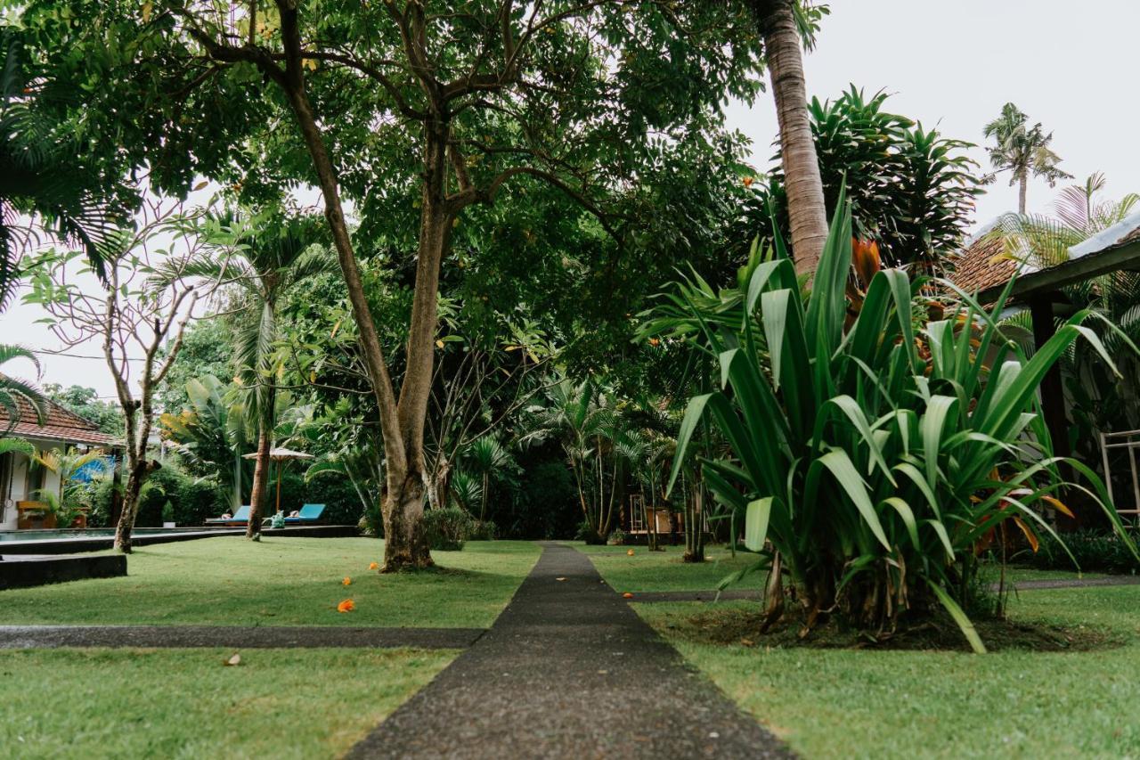 Agung Wiwin Bungalows Mengwi Exterior foto